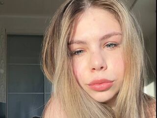 LioraVayne