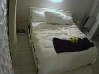 voyeurcam-whitneyoc-01