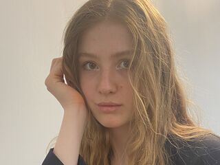 streaming live webcam AuraTyce