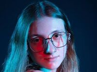 teaser cam EvelyneSchroff