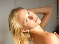 chat room webcam photo JuliaSandri