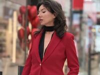 webcam striptease show MnemoZeina