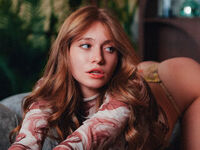 nude webcamgirl pic TianaTinn