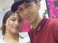 live couple webcam sex AhsliAlejandro