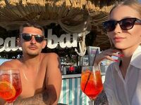 adult cam couple AnnaAndLeo