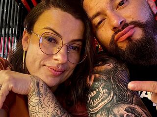 adult couple chat room LizJohel