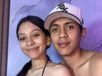 couple bedroom sexshow MielAndLeon