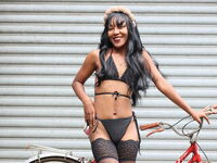 bizarre fetish livesex JojoMeite