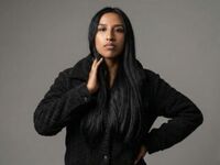 camgirl masturbating with sextoy AdaharaBanks