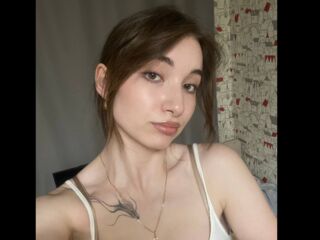 adult chatroom AdelinaBlis