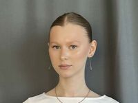 masturbating cam girl AlexiaBedar