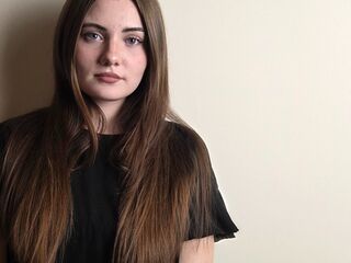 hot cam girl masturbating with sextoy AlfrediaRoubekas