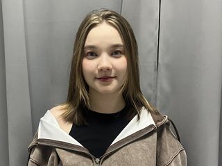 sexy webcam girl AliseGlow