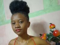 shaved pussy webcam AlphonsineRazafy