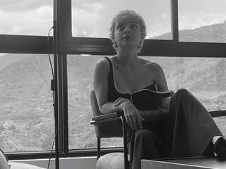 live cam chat AnneHarmon