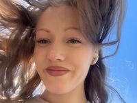 girl topless chat AnnikaRodrigez