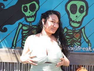 free video chat room AstraINara