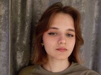 hot cam girl masturbating with sextoy BeatrixBlumer