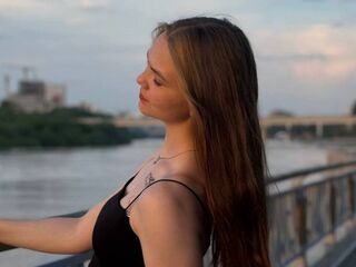 sex show online BeliaAlvino