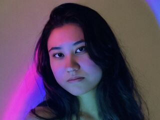 hot camslut BellaBibo
