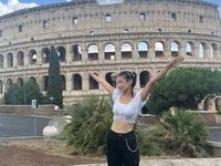 cam girl masturbating with sextoy BessieCiraulo