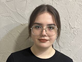 hot cam girl masturbating with sextoy BettyWatkins