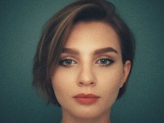 cam girl masturbating with sextoy BjorkLight