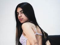 cam girl playing with sextoy CamilaPresly