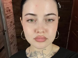 camgirl webcam pic CarmenFurmanik
