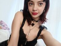 shaved pussy webcam CassyVixen