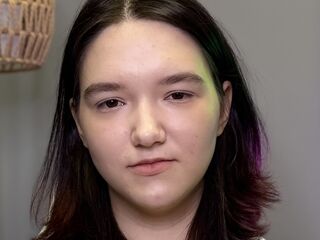 shaved pussy webcam CecilleBonavita