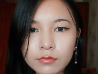 beautiful webcamgirl CharlenaSoda