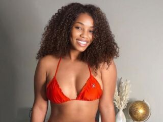 hot cam girl masturbating with dildo ChiNasa