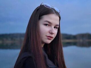 hot webcam photo ChiekoLona