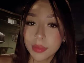 webcam babe chat room ChristeStevenn