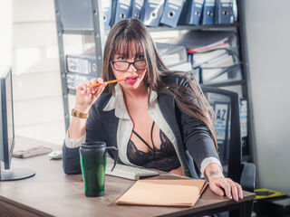 cam chat CloeVergara