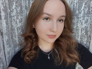 closeup cam DaineMondella