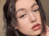 cam girl showing tits DarleneDavi