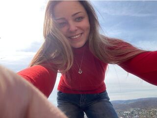 camgirl showing pussy DeeLorrie