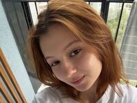 beautiful webcam girl DominoFrost