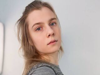 cam girl showing pussy DonnettaLorino