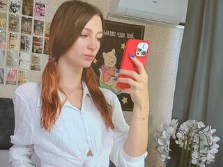 camgirl showing tits EddaEngin