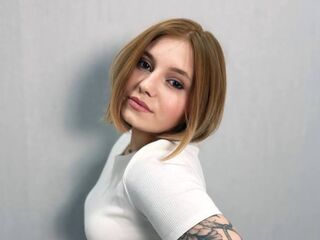 naked girl with webcam masturbating ElenorLandes