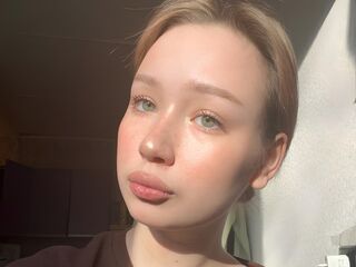 nude webcam girl ElwineCawthorne