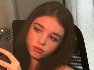 fingering girl webcam  ElzaStern