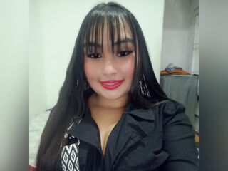 naughty webcamgirl EmaClarens