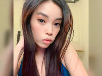live webcam model EmilyCian