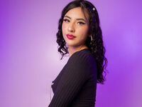 chat show EmilySnowe