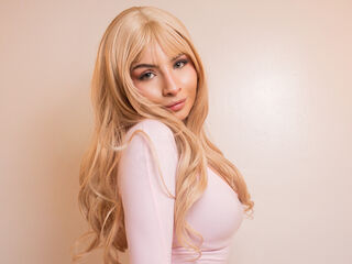 nude camgirl pic EmmyAngels