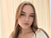 adult chat room EvaMoretti